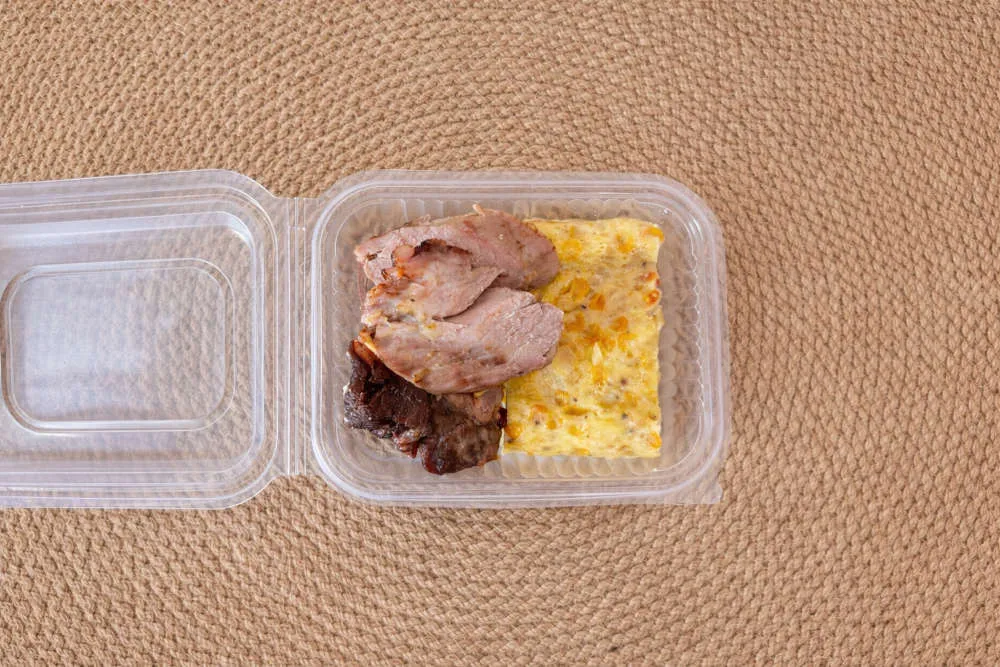 Solomillo de cerdo con budín de choclo